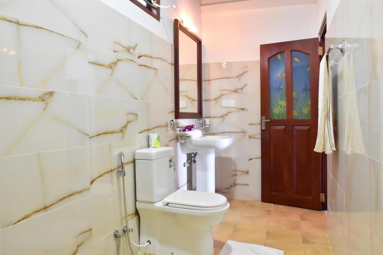 Villa De White Sambur Hikkaduwa Kültér fotó