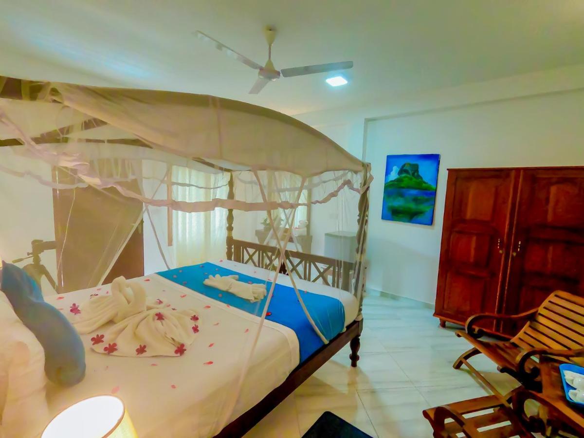 Villa De White Sambur Hikkaduwa Kültér fotó