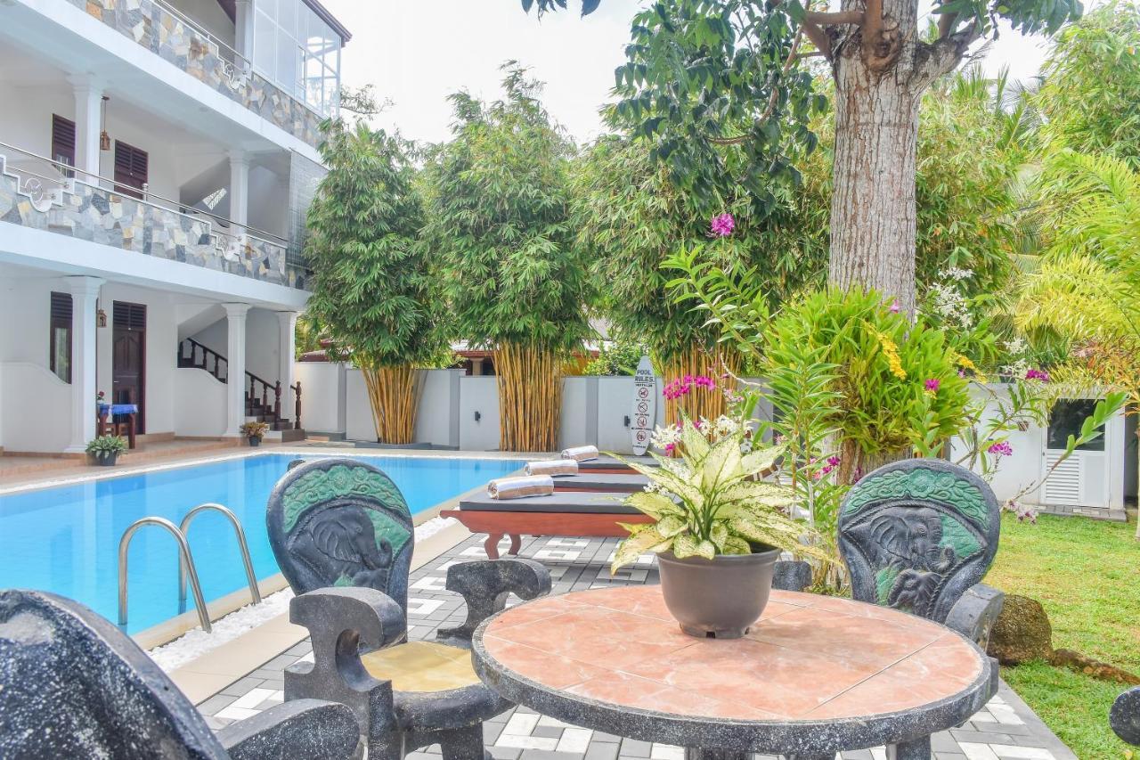 Villa De White Sambur Hikkaduwa Kültér fotó