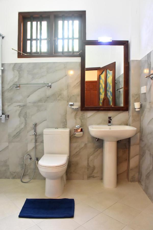 Villa De White Sambur Hikkaduwa Kültér fotó