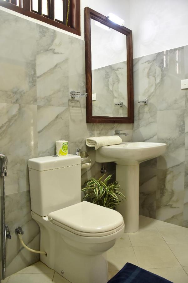 Villa De White Sambur Hikkaduwa Kültér fotó